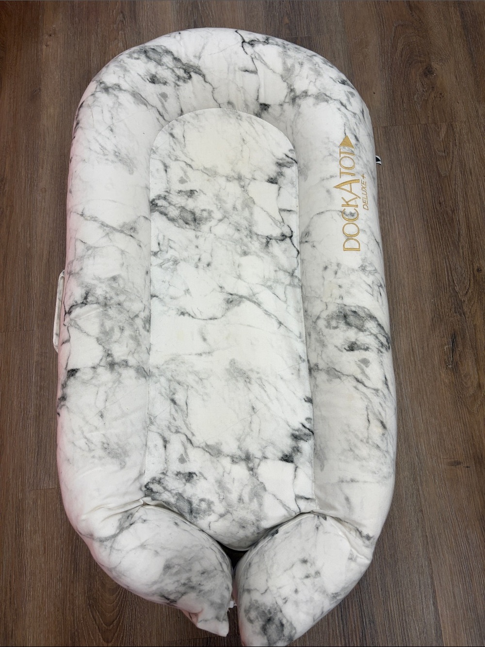 Dock A Tot Deluxe+ White Marble Infant Lounger